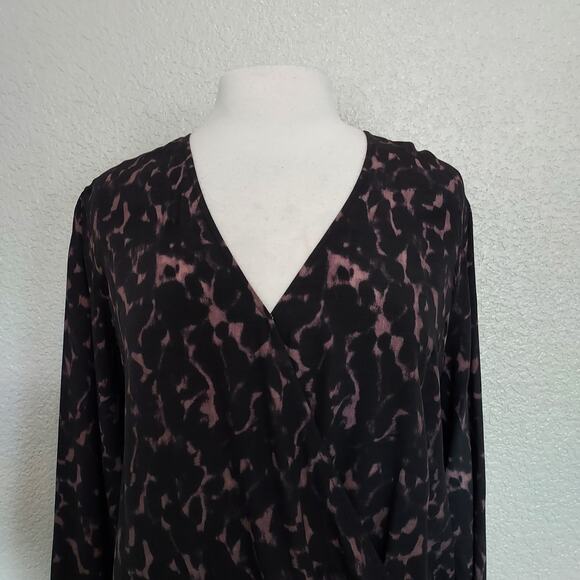 Rails Black & Lavender Animal Print Blouse Size L - Picture 3 of 13